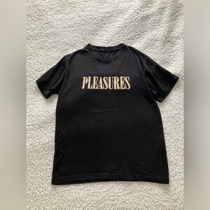 Pleasures Broken In Black Tee in Size S